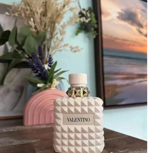 VALENTINO DONNA BORN IN ROMA IVORY EAU DE PARFUM SPRAY 3.4 Oz / 100 ml NEW